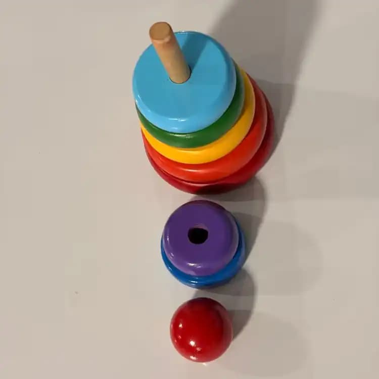 Torre de Aros Apilables Montessori de Madera para Bebés - Imagen 2