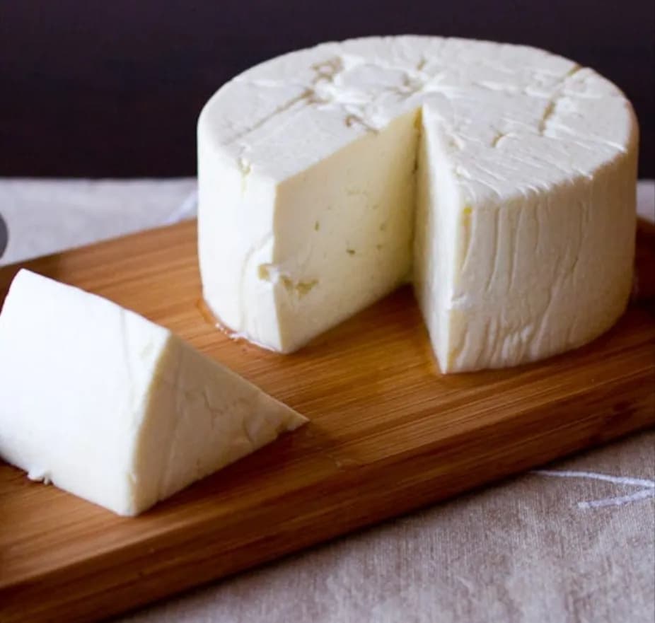 Delicioso Queso Fresco Artesanal - ¡Frescura y Sabor en tu Mesa! - Imagen 2